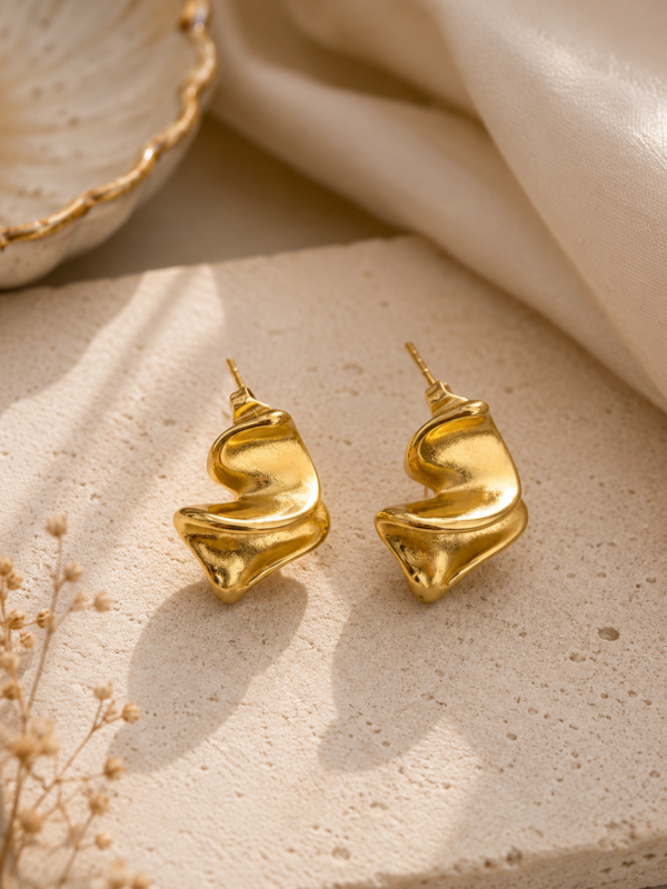 Aurora Sculpted Gold Stud Earrings